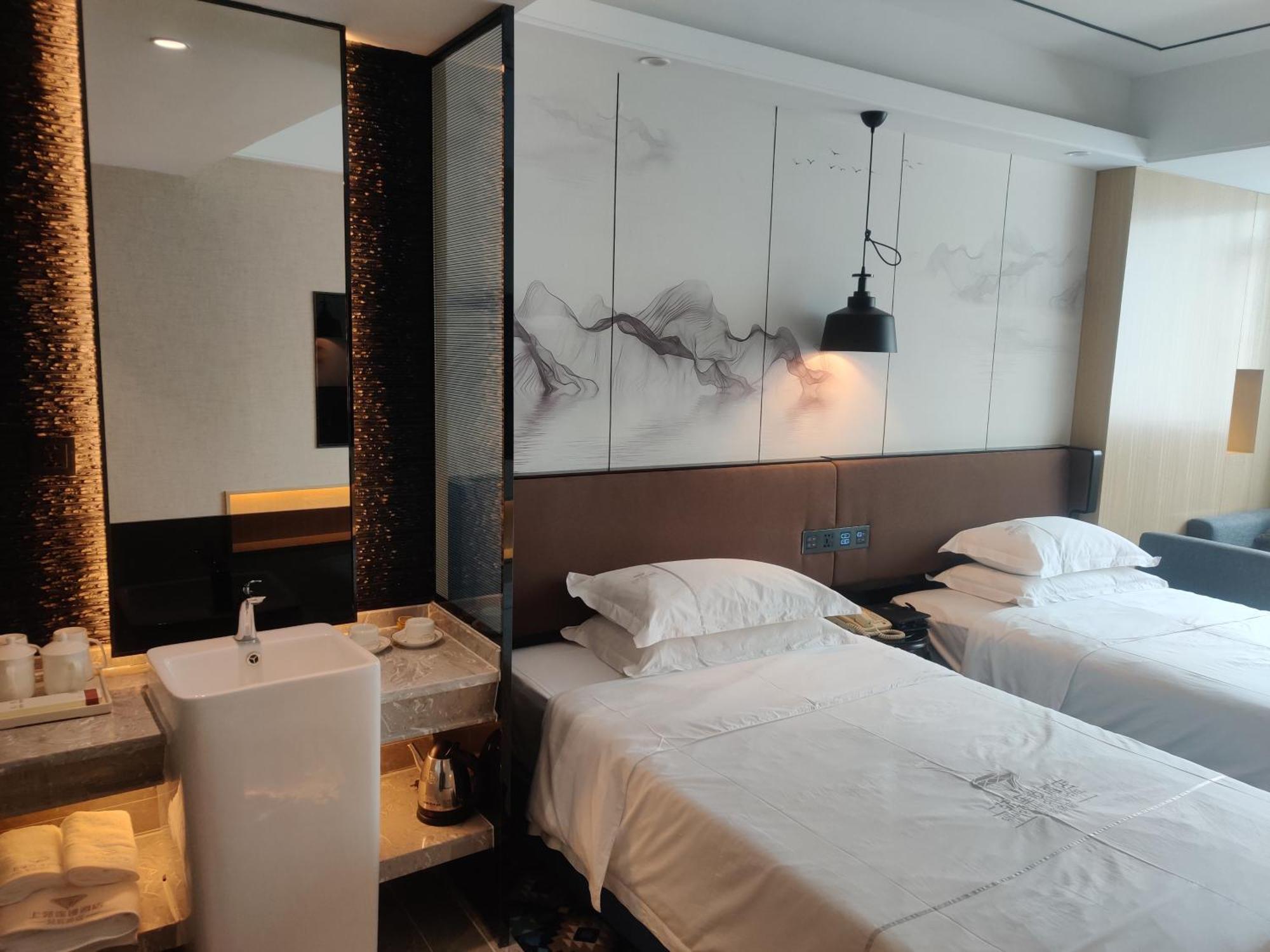 Shangyuan Chain Hotel Guangzhou Zhan Qian Road Bagian luar foto