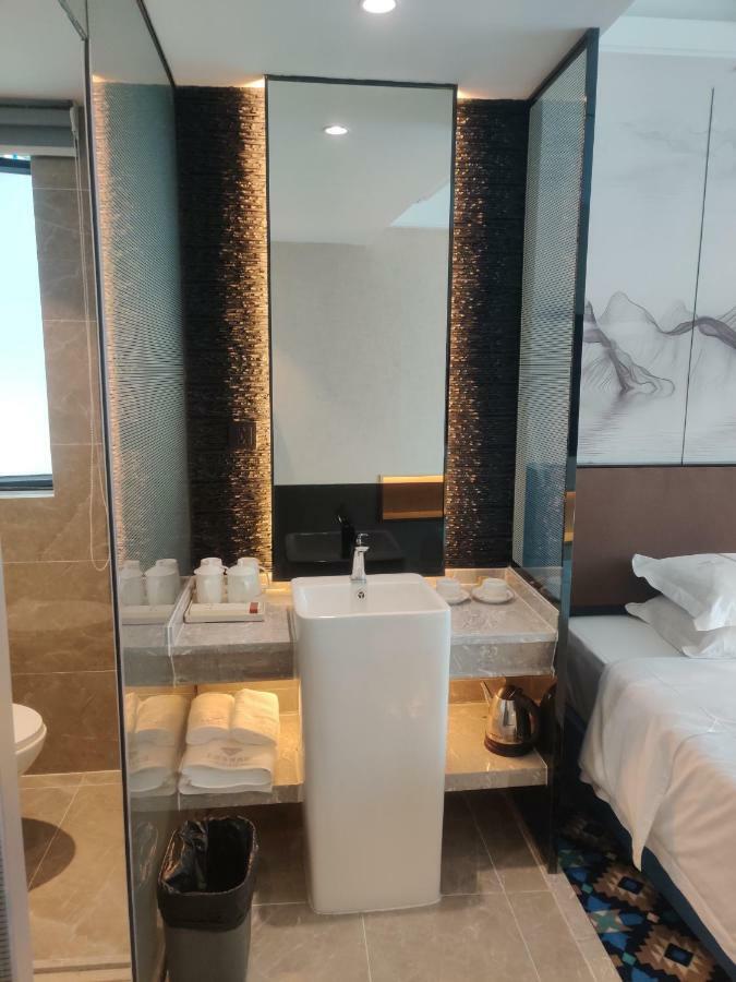 Shangyuan Chain Hotel Guangzhou Zhan Qian Road Bagian luar foto